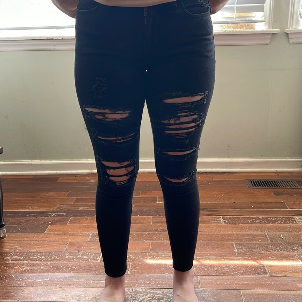 American Eagle AE next level stretch Black ripped jeans 0 short